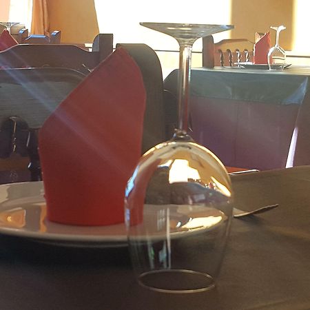 Hotel Sucara La Cortinada Екстериор снимка