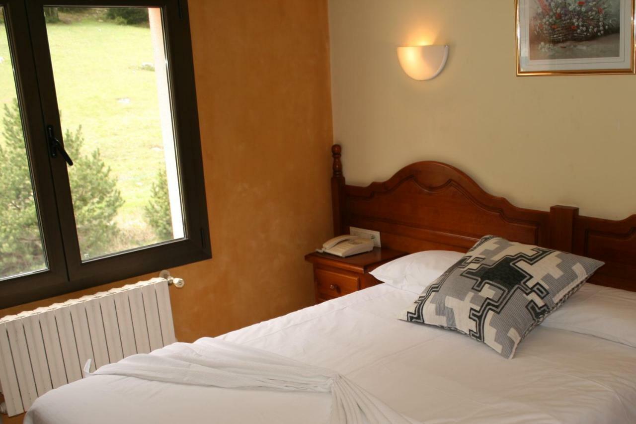 Hotel Sucara La Cortinada Екстериор снимка